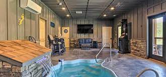 luxury cabin als with indoor pool