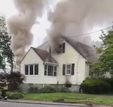 30 Firefighters Fight Blaze