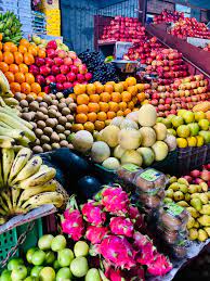 Street corner fruit business:BusinessHAB.com