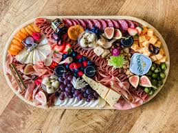 the best charcuterie board cheeses and