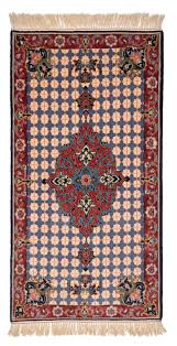isfahan persian rug blue 125 x 66 cm