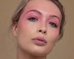 how to wear blusher inspiration
