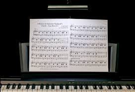 Dann mit klassischer notation akkorde und melodie kombiniert. Klaviernoten Kostenlos Legal Die 9 Besten Seiten 2021