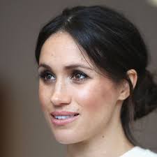 meghan markle changes her makeup in new