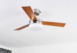 Ceiling Fans With Or Without Lights