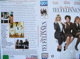 Goldie hawn, bette midler and diane keaton will again appear onscreen together in a new comedy titled family jewels, nearly 25 years after their film debuted by kate hogan february 21, 2020 05:36 pm Der Club Der Teufelinnen Goldie Hawn Bette Midler Filmundo De