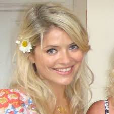 The team captain on the itv2 show says all good things video caption: Holly Willoughby Hollywills Twitter