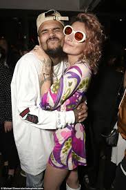 Chris brown added about getting back together with an ex, i wouldn't run down on her because then you'll just look thirsty. Paris Jackson Nails Retro Chic In A 60s Inspired Mini Dress In 2021 Breezy Chris Brown Paris Jackson Chris Brown Girlfriend