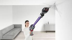 Intelligently senses and adapts to different floors. Dyson V11 Animal Cordless Vacuum Cleaner Dyson