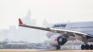qantas extends covid credits