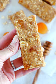 soft apricot cashew granola bars del