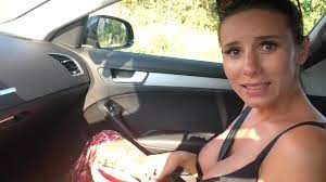 Fake Uber.he picked me up from the street and didnt had money to pay him  back - XVIDEOS.COM
