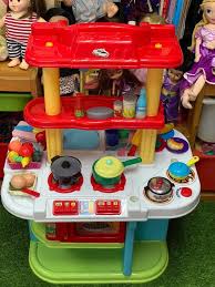 Like the play kitchen showed above, the chef's corner offers the same realistic look but with a white finish the ice cube machine makes sounds just like the real thing. Just Like Home Giant Thetottoys Preloved Toystore Facebook