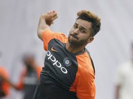 Ms dhoni, mohit sharma, kedar jadhav, shardul thakur talk about rcb match ipl. Shardul Thakur On Mumbai Local Getting A Seat In Mumbai Local Requires Skill And Timing Facing Fast Bowlers Is Much Easier Shardul Thakur Cricket News