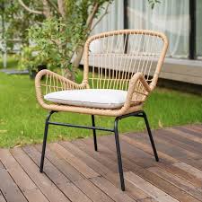 Brown Wicker Outdoor Lounge Chairs With
