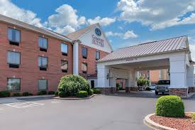 Hotel Comfort Suites Airport Louisville Ky Booking Com