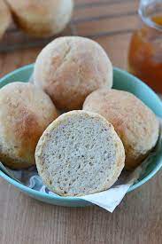 in tin gluten free bread rolls