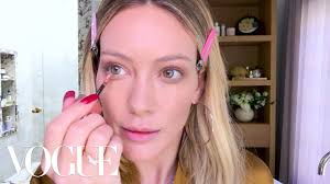 Clean beauty products from the honest company will keep you feeling confident each day. Jessica Alba S Guide To A Daytime Smoky Eye Beauty Secrets Vogue Youtube