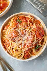 spaghetti sauce with fresh tomatoes