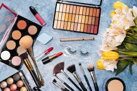 decorative cosmetics makeup brushes