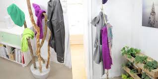 Jetzt machen sich auch die gewindestangen in den füßen bezahlt: Kleiderstander Selber Bauen Garderobe Aus Asten Und Beton Ekomia