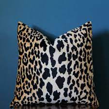 Pair back with our matching fur leopardthrow. Pin On Osiones