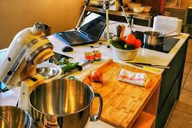 Des cours de cuisine et de pâtisserie pour petits et grands. Cours De Patisserie Et Cuisine En Ligne