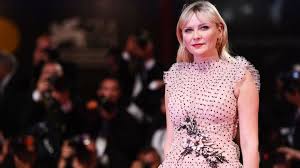 Her father is german, from bad. Kirsten Dunst Expertly Calls Out Ignorant Comments About Her Career