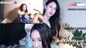 Sexy Korean Nipslip at 5:02 ! | xHamster