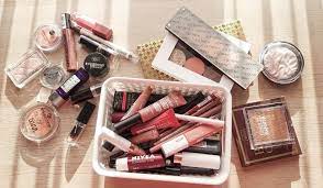 to declutter your makeup stash