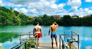 Can you swim in a reservoir. Wild Swimming Spots Near London That You Might Not Know Existed Designmynight