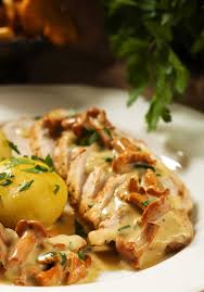 pheasant in cream sauce with almonds