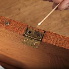 glue and toothpicks save stripped hinge