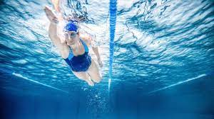 does swimming build muscle live science