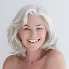 Here are the hottest short wavy hairstyles that are truly riding the wave craze. Silver Fox Hair Styles For Medium Texture Wavy Hair Bellatory