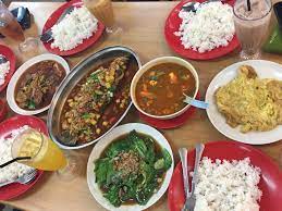 Being so centrally located, the cameron highlands is a definite hotspot destination as it is the perfect jumping off point to various other tourist spots in malaysia. 10 Tempat Makan Di Cameron Highland Wajib Singgah Saji My