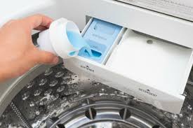 Wait for the rinse cycle and then pour the fabric softener into the tub when it's filling up with water. Using Liquid Fabric Softener Instead Of Dryer Sheets Thriftyfun