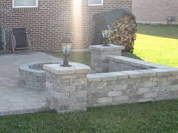 Backyard Landscaping With Fire Pit