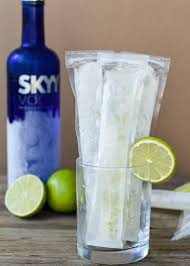 Vodka Tonic Ice Pops (Served Two Ways) • Southern Parm