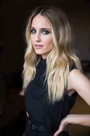 The official facebook page of dianna agron. Dianna Agron Cafe Carlyle