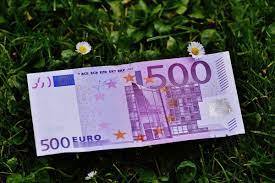 Monnaie : le billet de 500 euros ne sera plus imprimé en 2019 et est voué à  disparaître - Boursorama