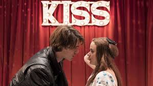 13 hours ago · the kissing booth 3 starts streaming at 3 a.m. The Kissing Booth 3 Wie Geht Es In Der Fortsetzung Weiter Bunte De