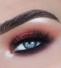 berry makeup look for blue eyes