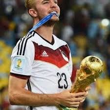 Compare christoph kramer to top 5 similar players similar players are based on their statistical profiles. Christoph Kramer On Twitter Borussiamonchengladbach Christophkramer Weltmeisterdeutschland Http T Co 4woo7pio2q