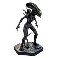 alien xenomorph figure with collector