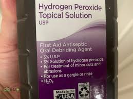 does hydrogen peroxide kill mold