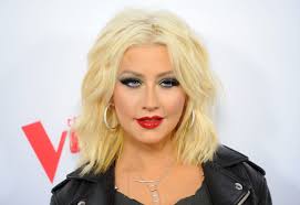 christina aguilera went makeup free for