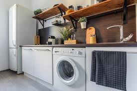 Kleinere küchen dienen nur selten als aufenthaltsraum und die geräusche während des betriebs stören kaum. Waschmaschine In Der Kuche Diese Moglichkeiten Gibt Es