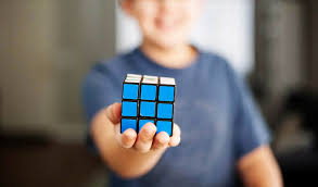 Cara Bermain Rubik 3×3 : Pusing-pusing Seru ala Anak Muda