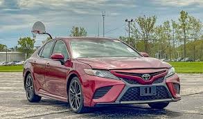used 2018 toyota camry xse